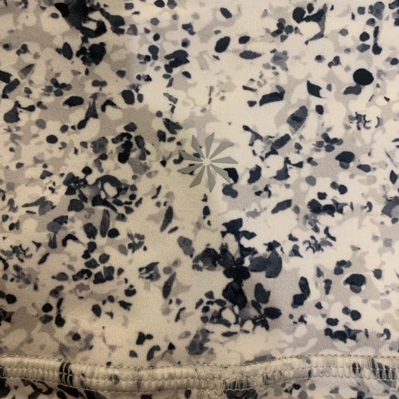 Athleta Salutation Stash Pocket II Multicolor Tights - Picture 2 of 3